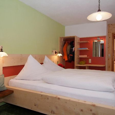 Appartement Ambrosius Lermoos Eksteriør billede